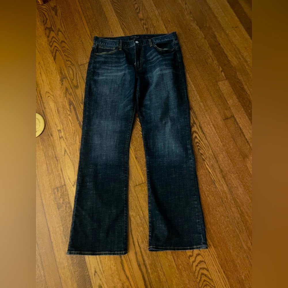 Men’s - Jean - Great Condition- Barely worn